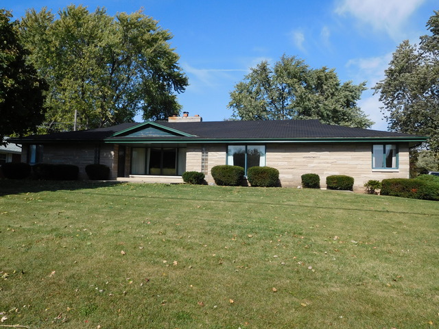 2525 Caton Farm Road Joliet, IL 60435 - Photo 2 of 25