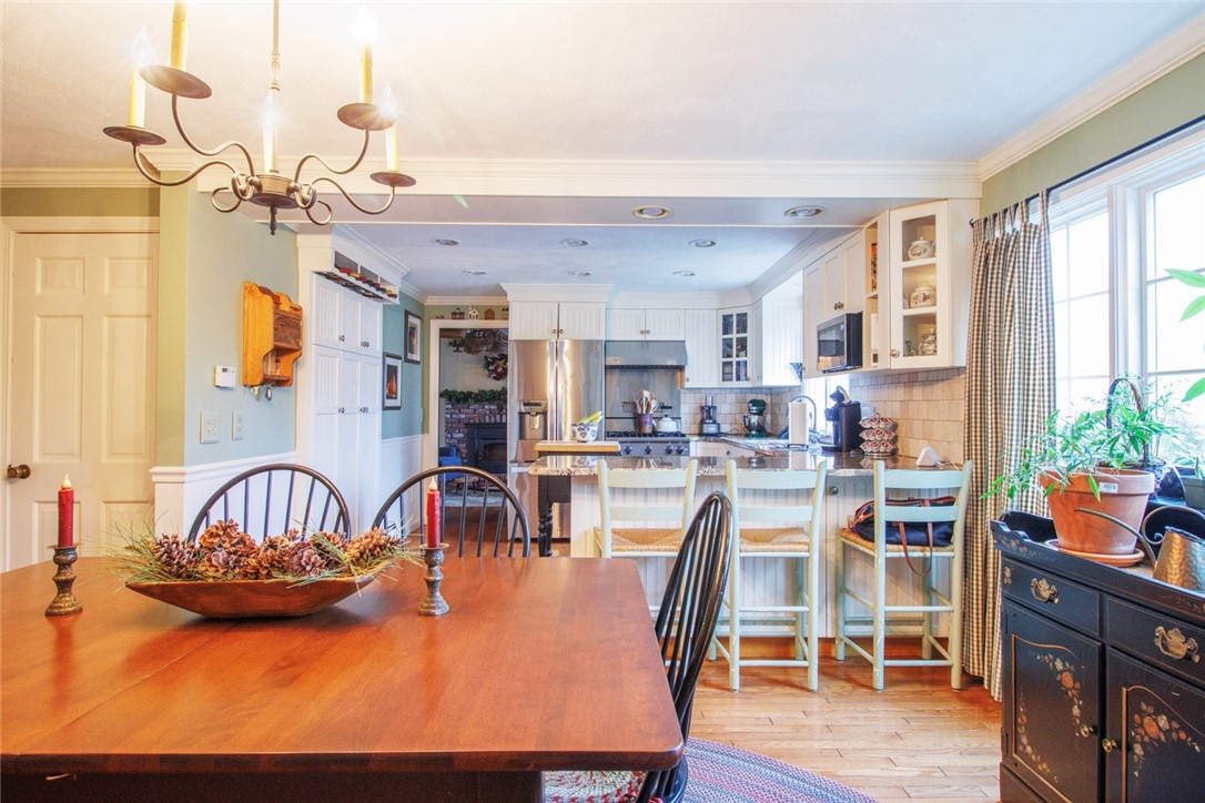 28 Bayview Drive West Warwick, RI 02893 - Photo 6 of 19