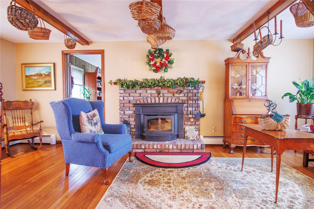 28 Bayview Drive West Warwick, RI 02893 - Photo 10 of 19