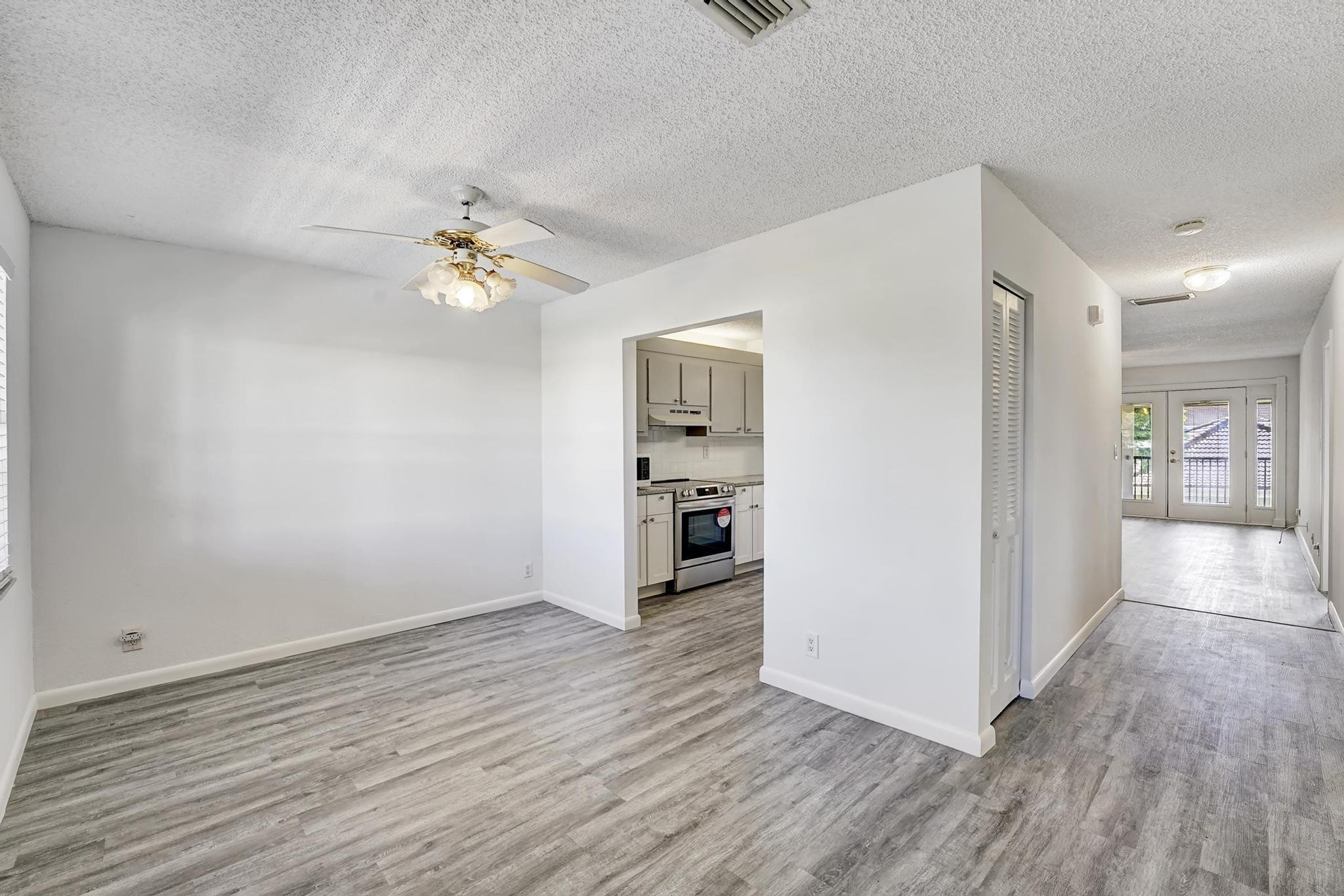 22435 Southwest 61st Way, Unit 223 Boca Raton, FL 33428 - Photo 4 of 30 Photo 4
