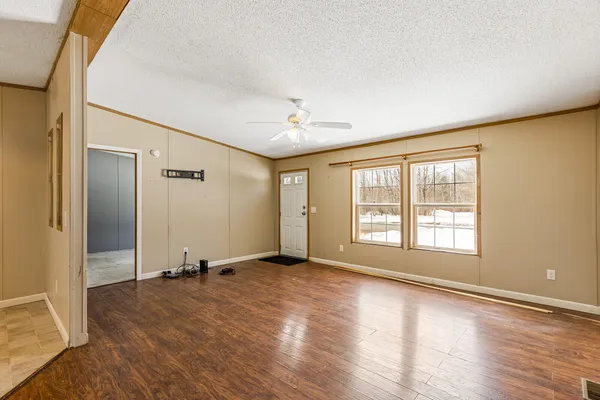 $195,000 | 21 Kelly Court, Sidney, ME 04330