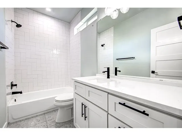 $739,900 | 1110 3/4 Fiesta Street, Unit 1, Austin, TX 78702