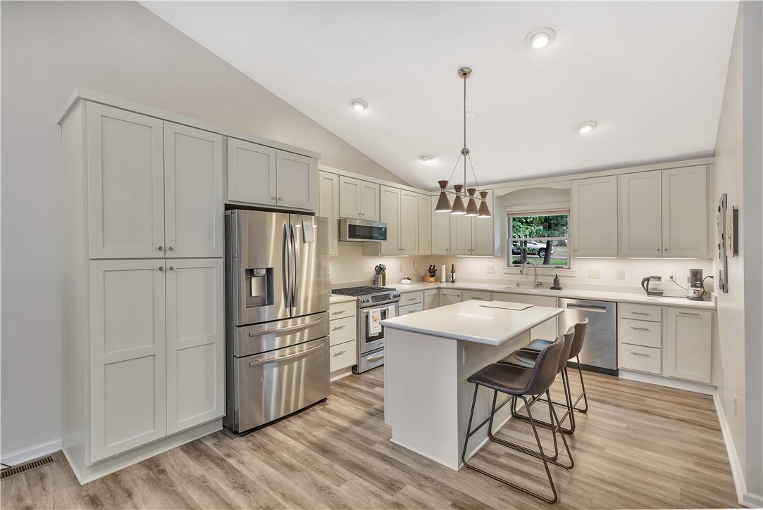 1103 Cherokee Road Townville, SC 29689 - Photo 3 of 44 Kitchen