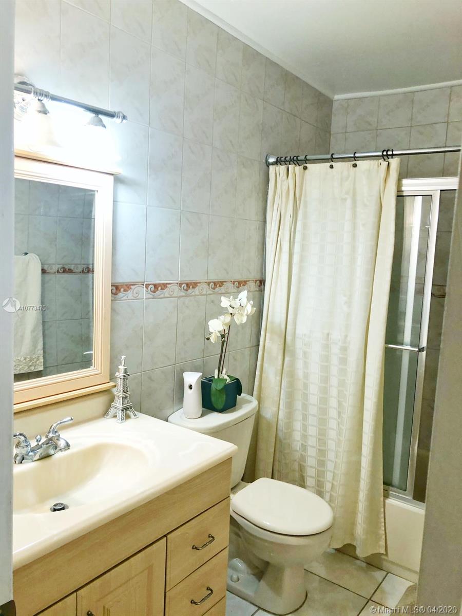 8000 Southwest 153rd Place Miami, FL 33193 - Photo 20 of 28