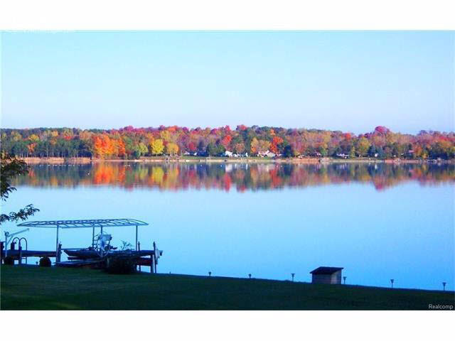 5130 Stanley Road Columbiaville, MI 48421 - Photo 4 of 84 21298384-3.JPG