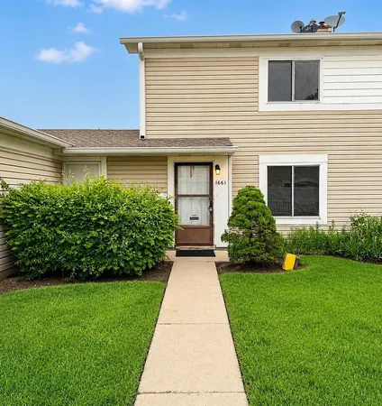 $2,100 | 1661 Cornell Drive, Hoffman Estates, IL 60169