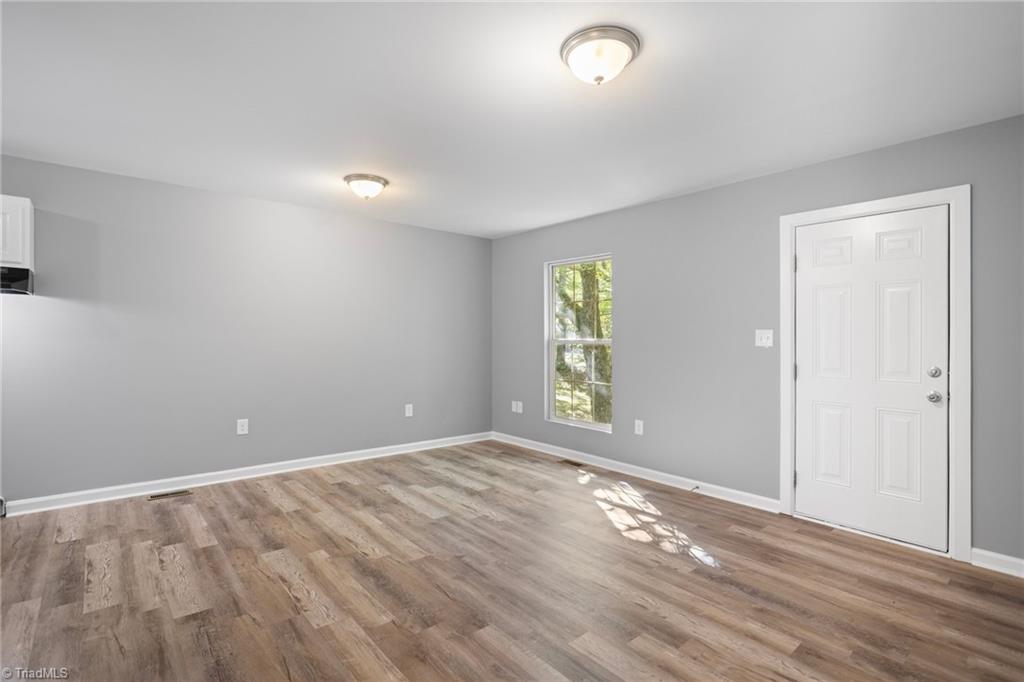 9847 Park Springs Road Ruffin, NC 27326 - Photo 5 of 20 Living room view 1
