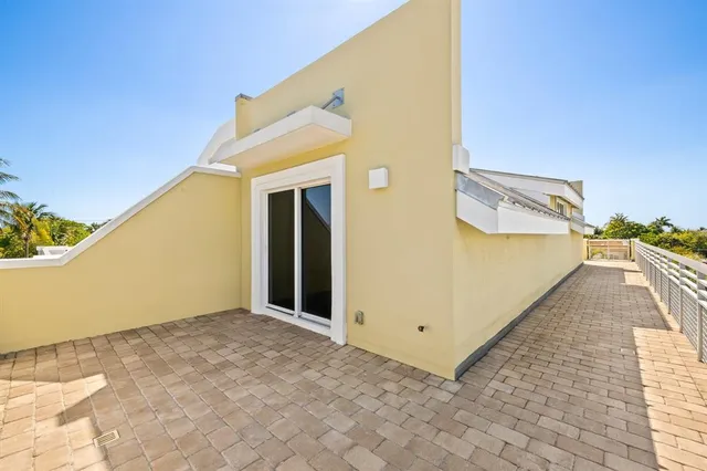 $1,075,000 | 1223 Northeast 14th Avenue, Fort Lauderdale, FL 33304