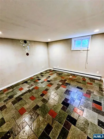 $4,000 | 138 Scoles Avenue, Unit 1ST FLOOR DU, Clifton, NJ 07012