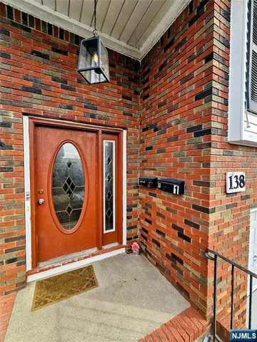 $4,000 | 138 Scoles Avenue, Unit 1ST FLOOR DU, Clifton, NJ 07012