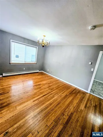 $4,000 | 138 Scoles Avenue, Unit 1ST FLOOR DU, Clifton, NJ 07012