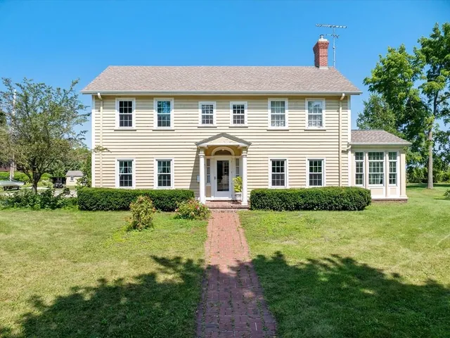 $495,000 | 205 Rose Street, Kewaunee, WI 54216