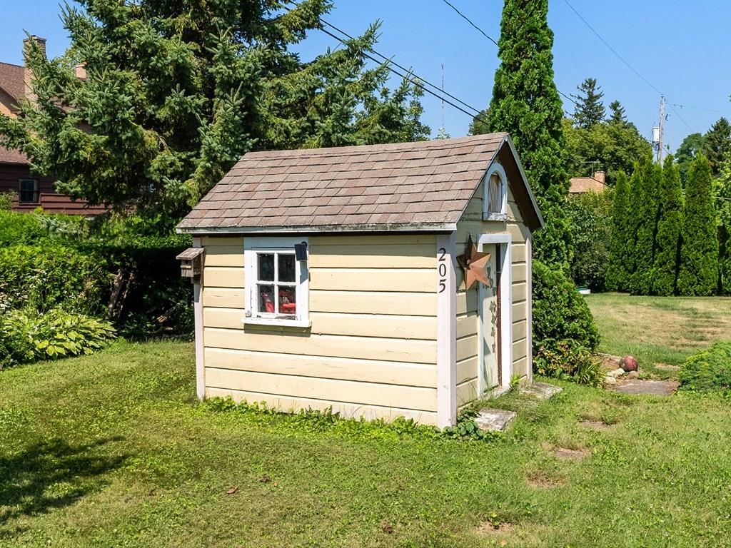 205 Rose Street Kewaunee, WI 54216 - Photo 6 of 51