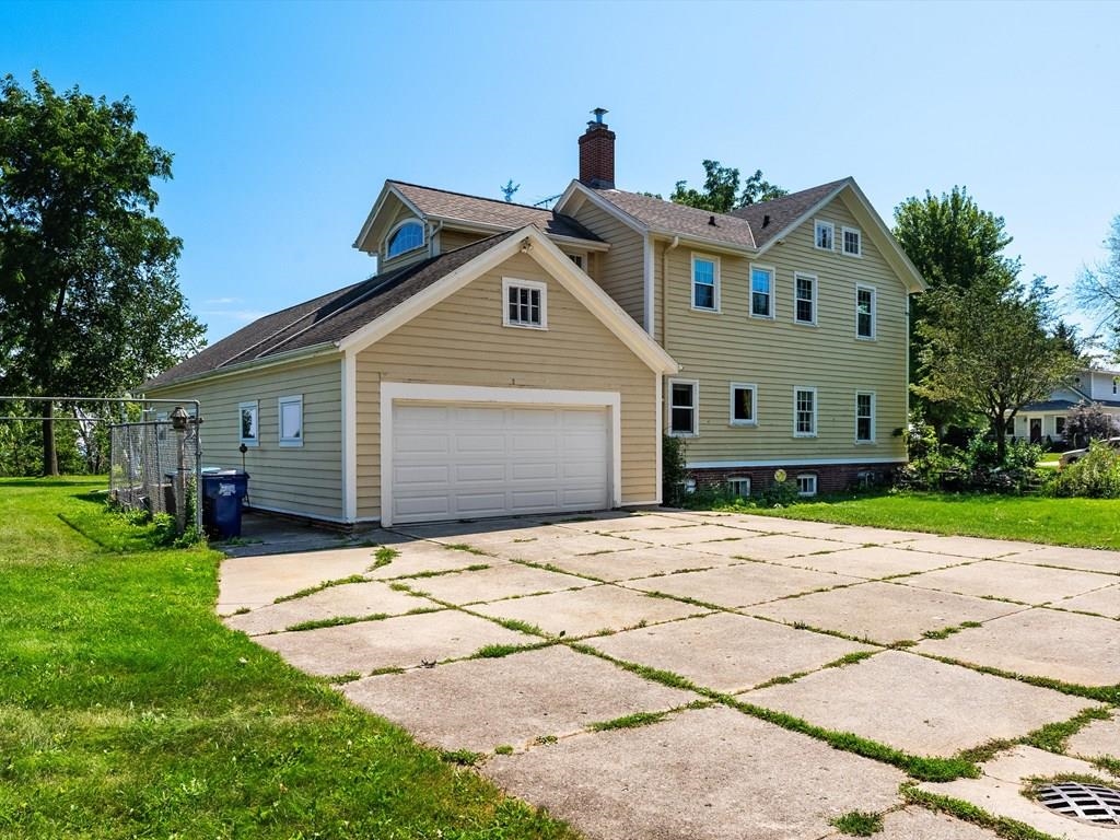 205 Rose Street Kewaunee, WI 54216 - Photo 7 of 51