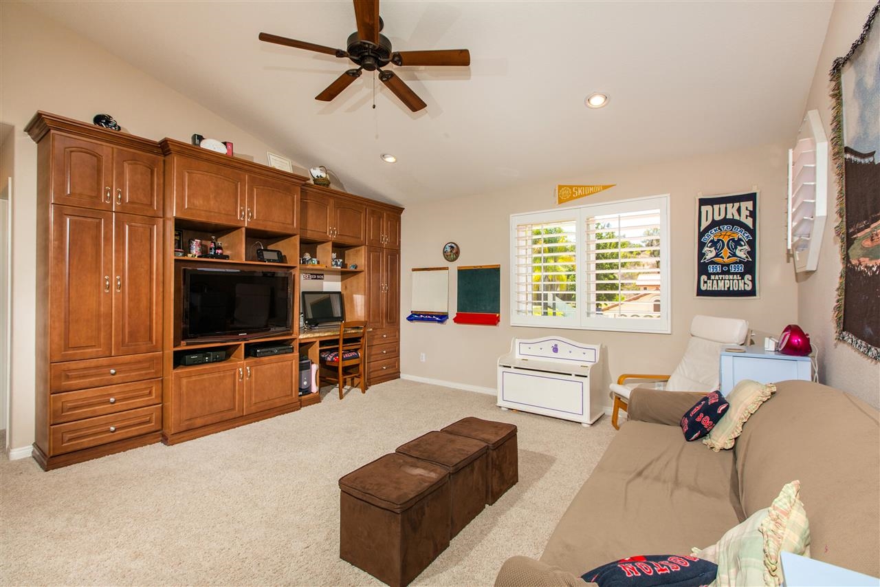 13972 Carriage Road Poway, CA 92064 - Photo 14 of 25