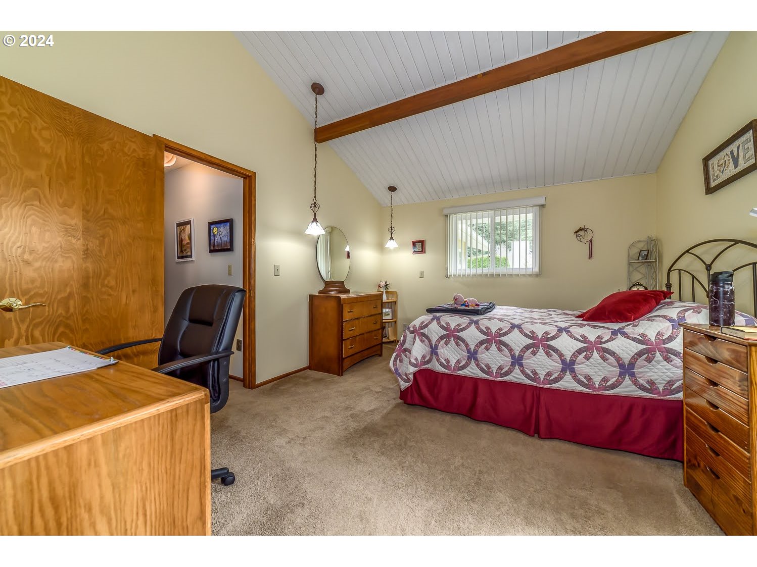 40157 York Lane Springfield, OR 97478 - Photo 20 of 41 a bedroom with a bed and window