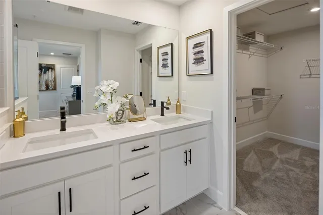 $324,990 | 2915 Camellia Flower Street, Apopka, FL 32703