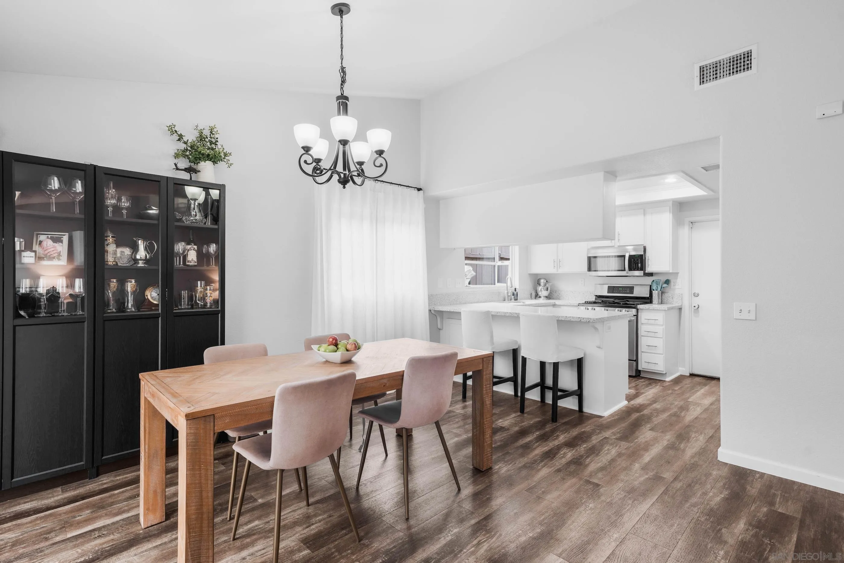 10226 Julio Place Santee, CA 92071 - Photo 19 of 36