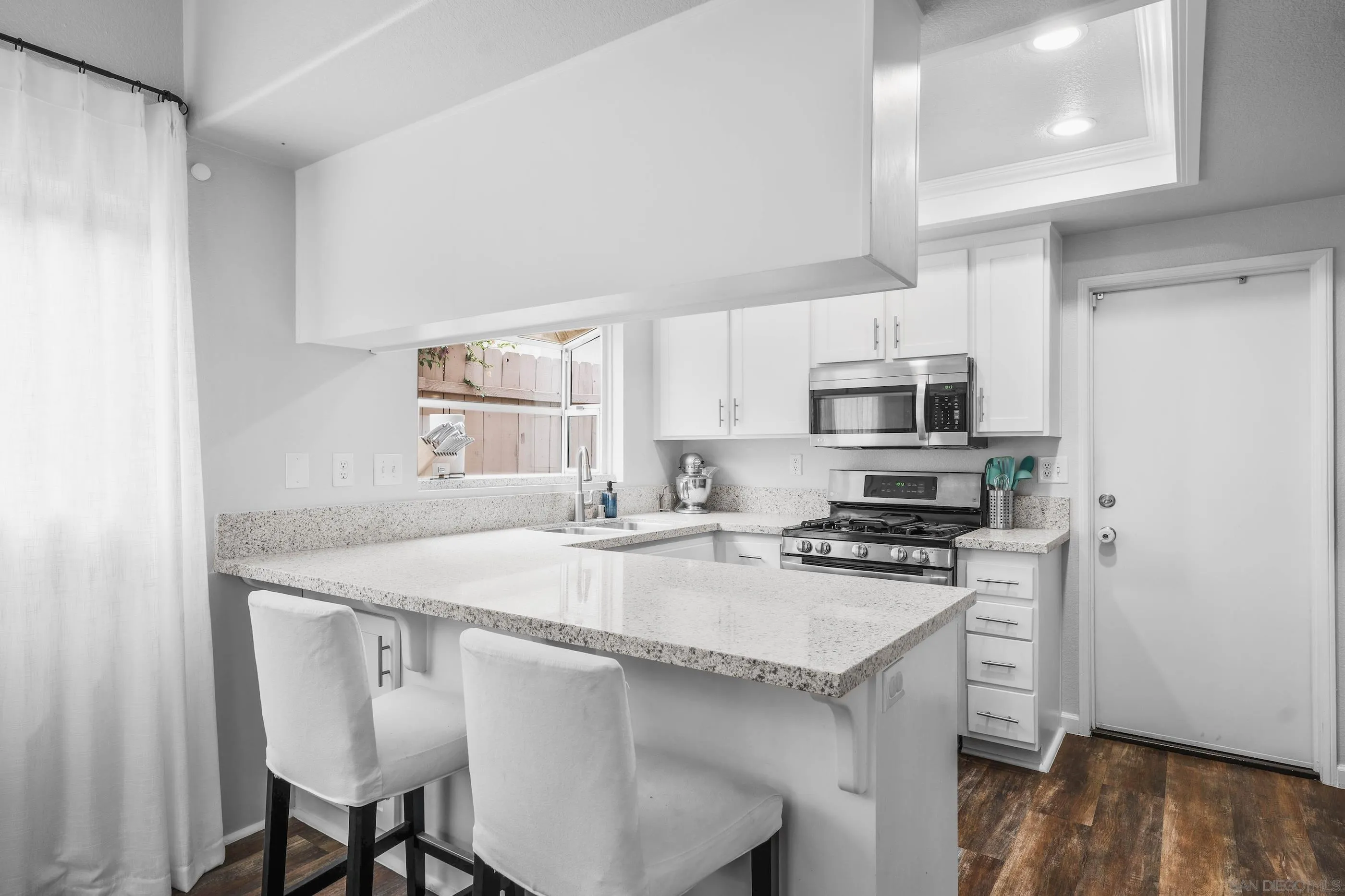 10226 Julio Place Santee, CA 92071 - Photo 22 of 36