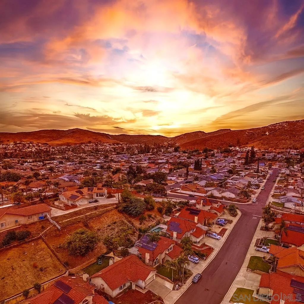 10226 Julio Place Santee, CA 92071 - Photo 5 of 36