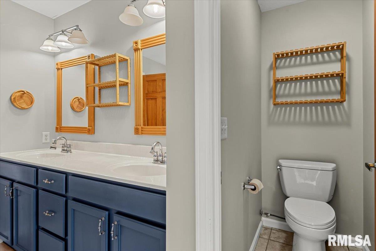 209 Huntington Road Chatham, IL 62629 - Photo 21 of 51