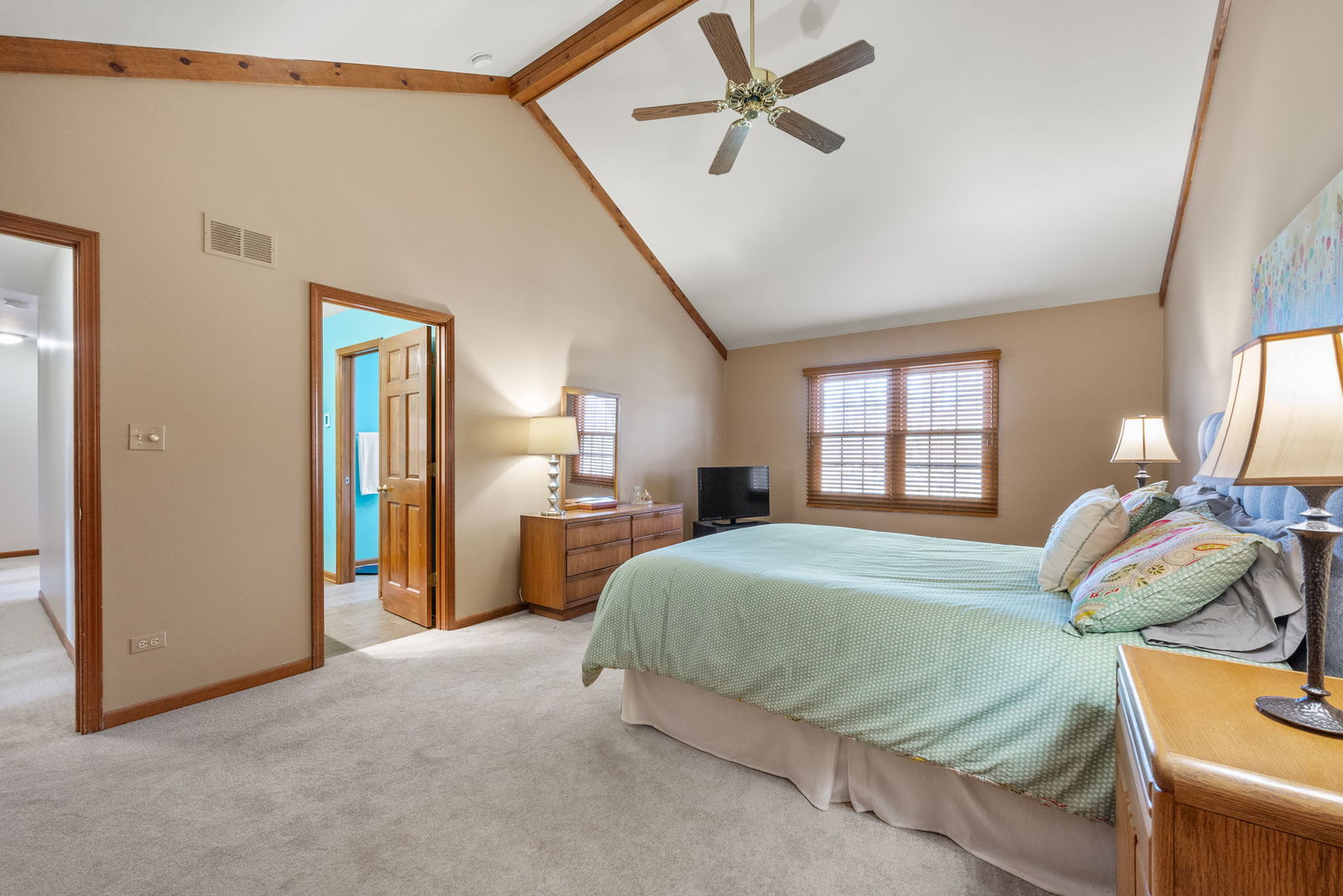 807 Rock Spring Road Naperville, IL 60565 - Photo 17 of 30 Gallery Image 17