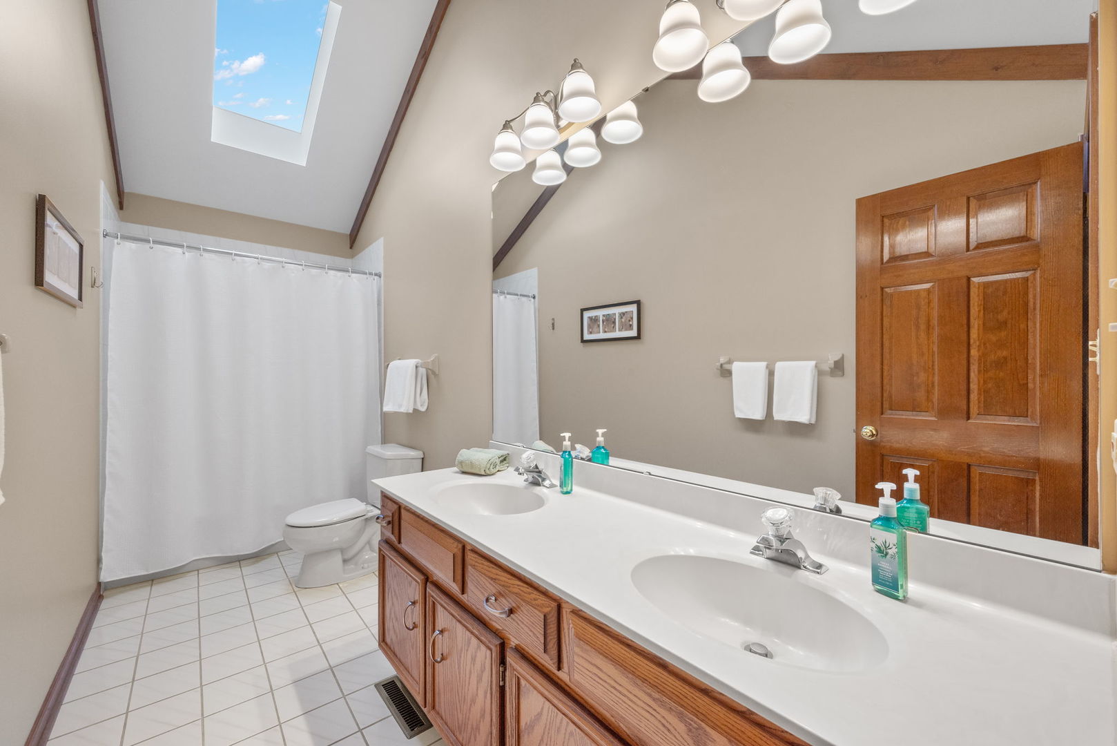 807 Rock Spring Road Naperville, IL 60565 - Photo 23 of 30 Gallery Image 23