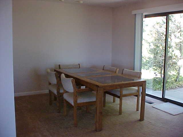 14208 Fisk Road Yakima, WA 98908 - Photo 5 of 9 a view of a table and chairs in patio