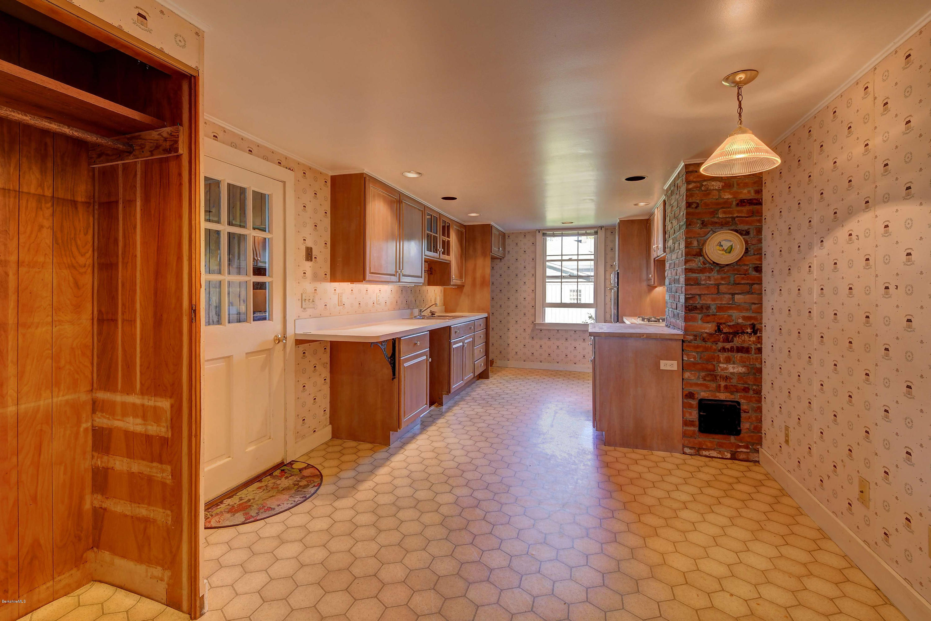 1299 Rannapo Road Sheffield, MA 01222 - Photo 19 of 39 Kitchen alt view