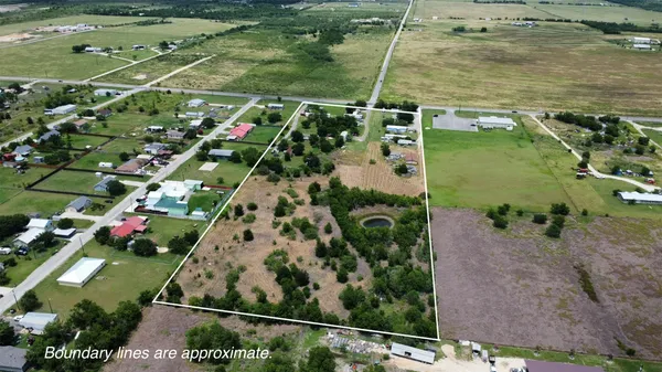 $1,200,000 | 3710 Farm To Market Road 621, San Marcos, TX 78666
