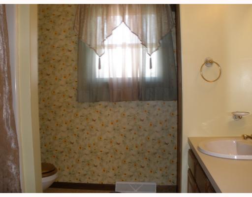 1005 Sebring Road Beaver, PA 15009 - Photo 10 of 13 Master Bath/Spa.