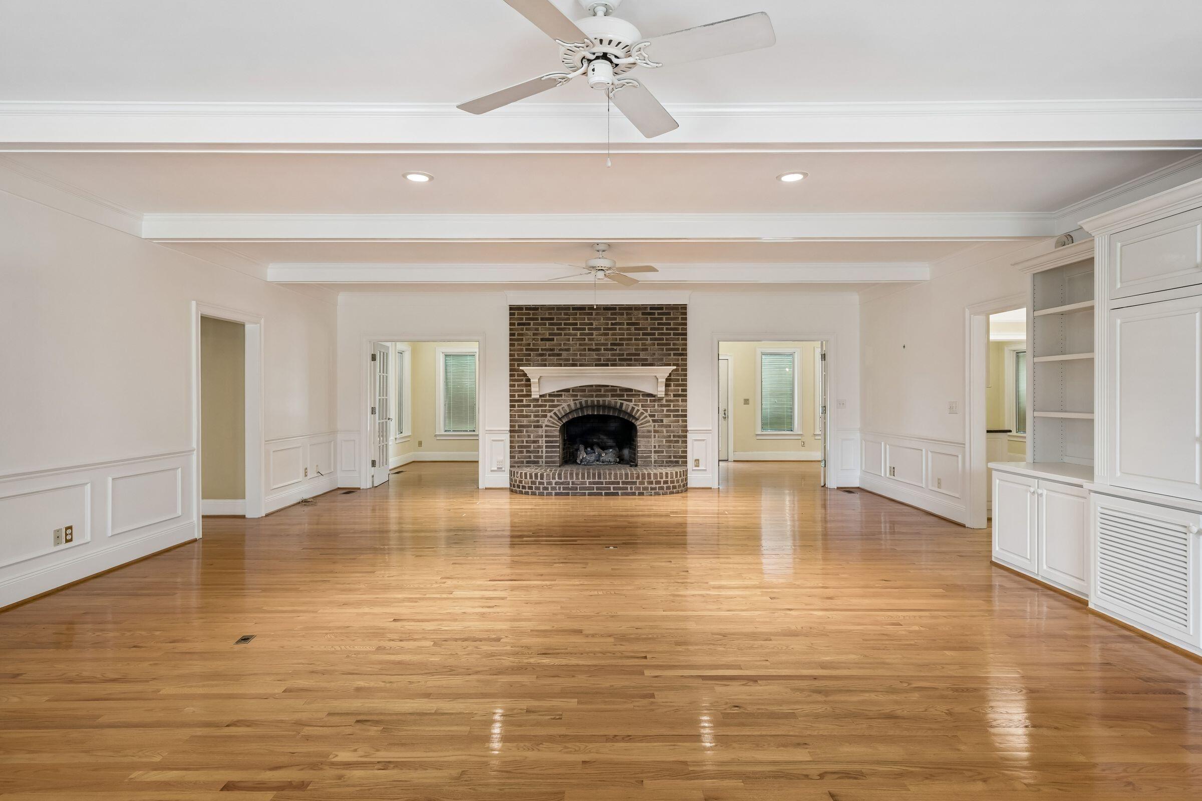 905 Raysor Street St. George, SC 29477 - Photo 12 of 85 012_905wraysorst-keeneyemarketing-022_83