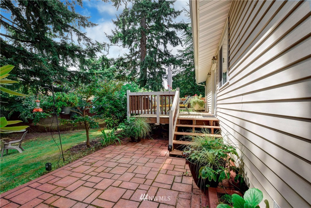 17313 Gravenstein Road Bothell, WA 98012 - Photo 19 of 22