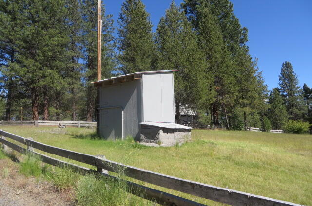 39209 9 Mile Road Chiloquin, OR 97624 - Photo 16 of 34 IMG_2631