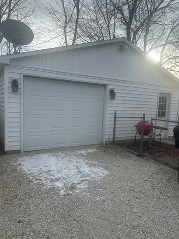 a view of a garage
