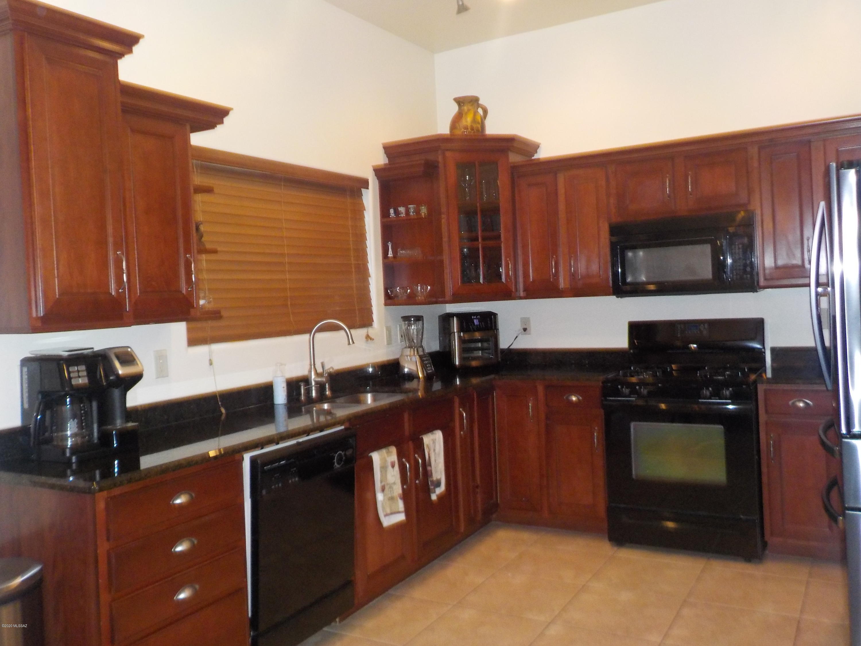 1190 Circulo Golfo Rio Rico, AZ 85648 - Photo 6 of 18