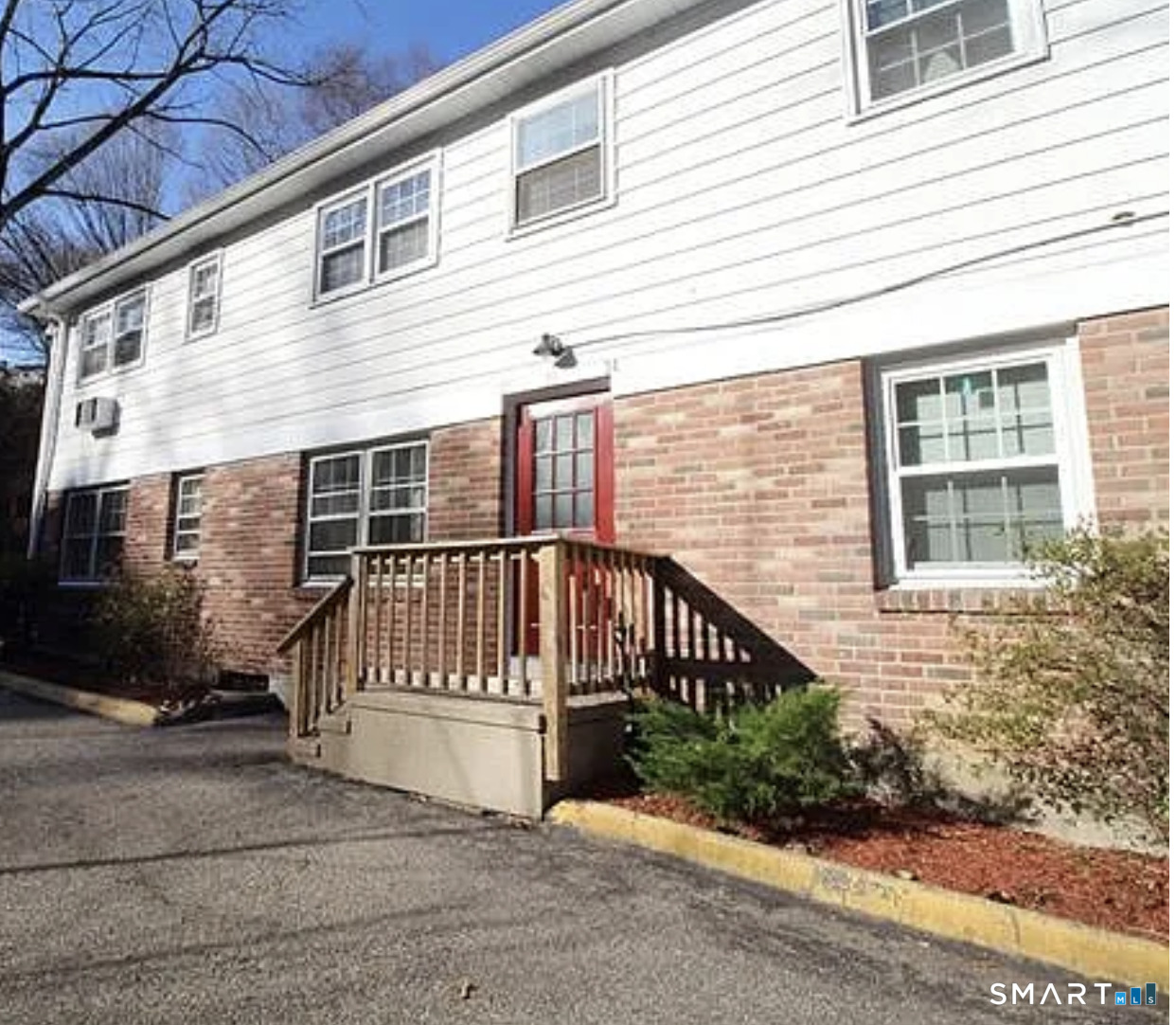 646 Howe Avenue, Unit 23 Shelton, CT 06484 - Photo 1 of 33