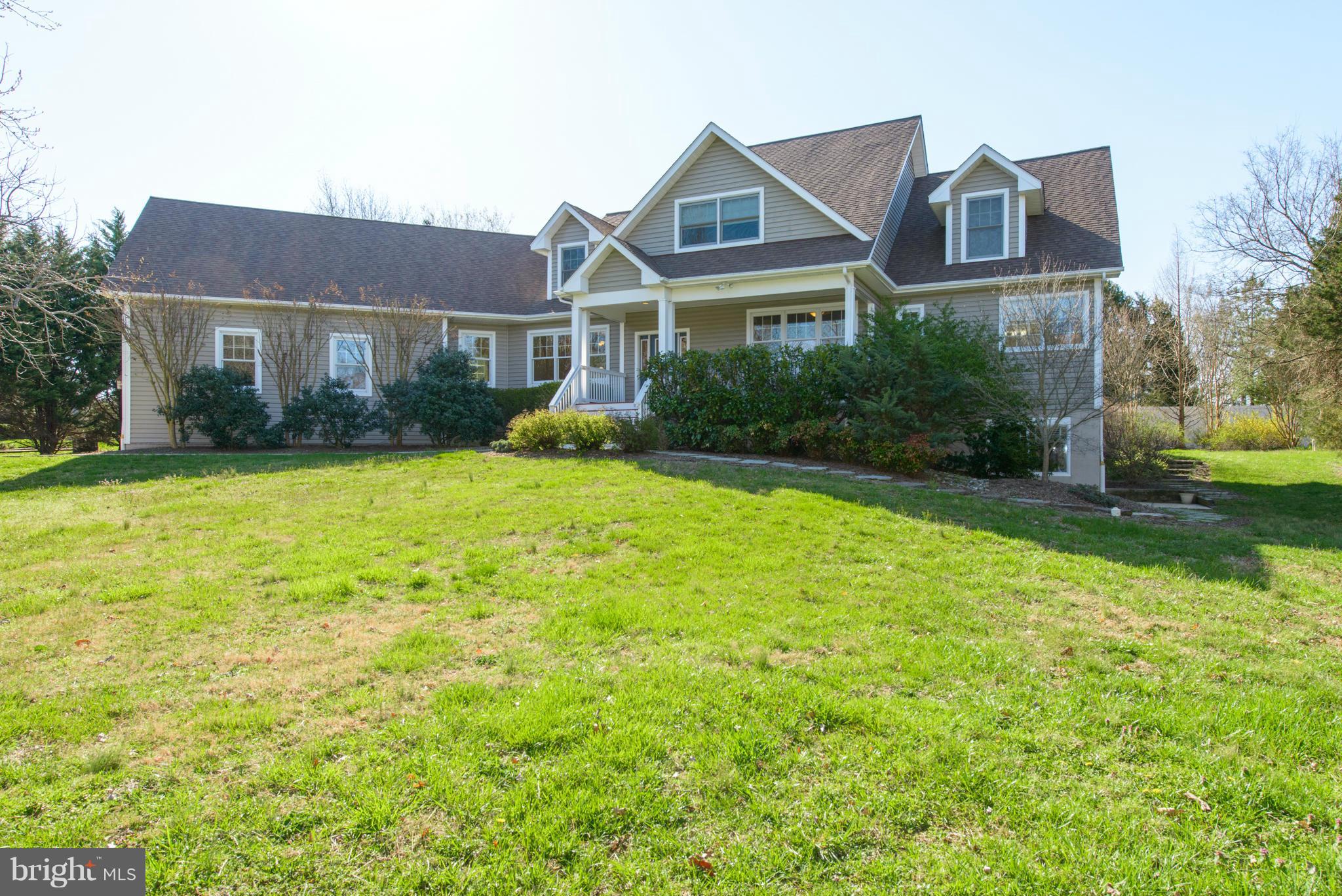 882 Pleasant Ridge Lane Davidsonville, MD 21035 - Photo 1 of 30 Exterior (Front)