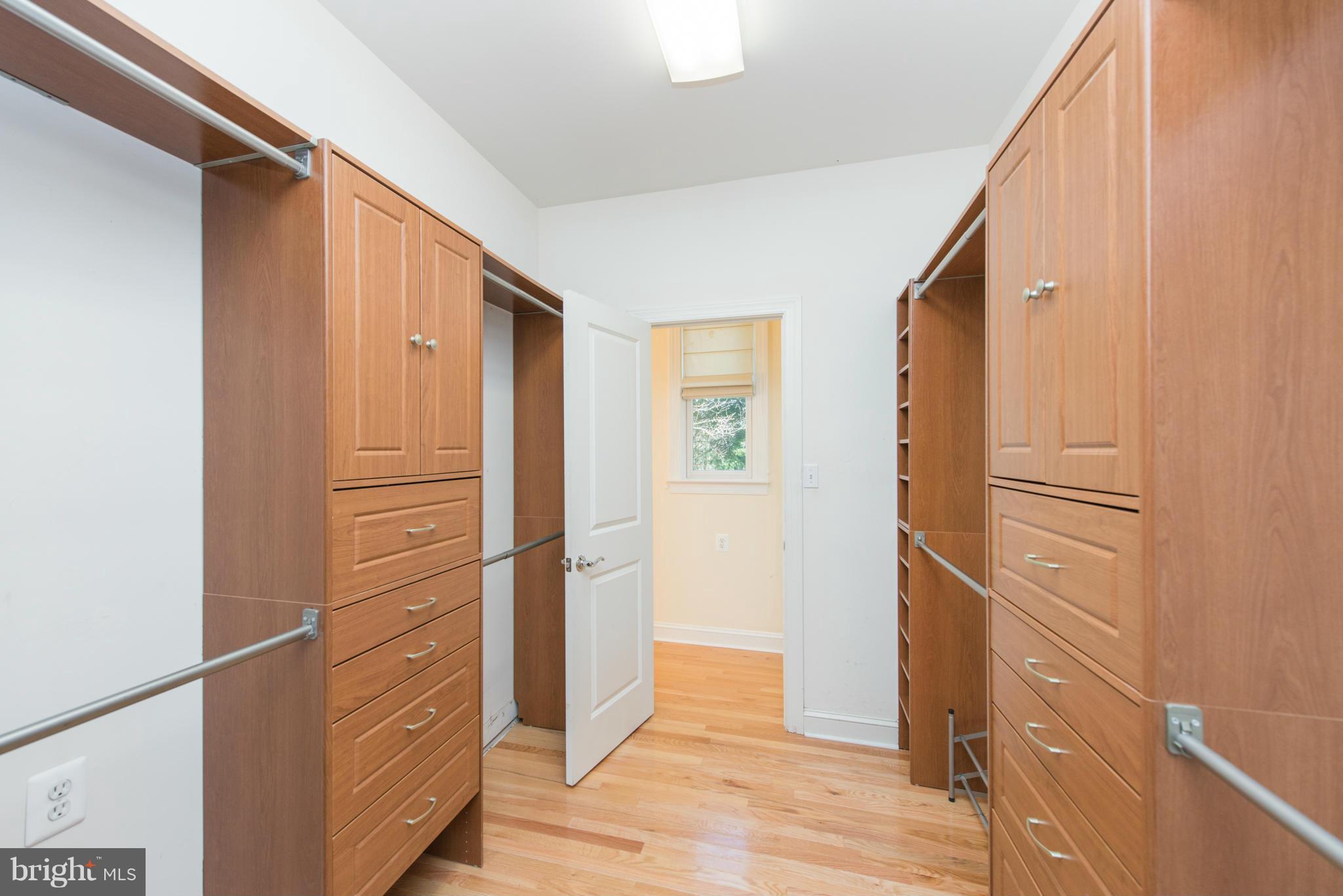 882 Pleasant Ridge Lane Davidsonville, MD 21035 - Photo 14 of 30 Bedroom (Master) - Closet