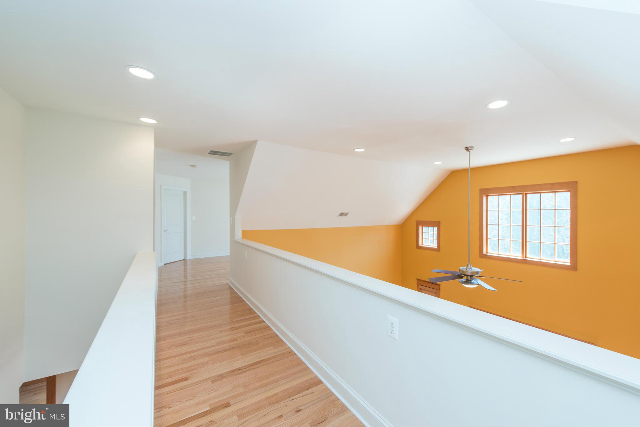 882 Pleasant Ridge Lane Davidsonville, MD 21035 - Photo 18 of 30 Interior (Upstairs)