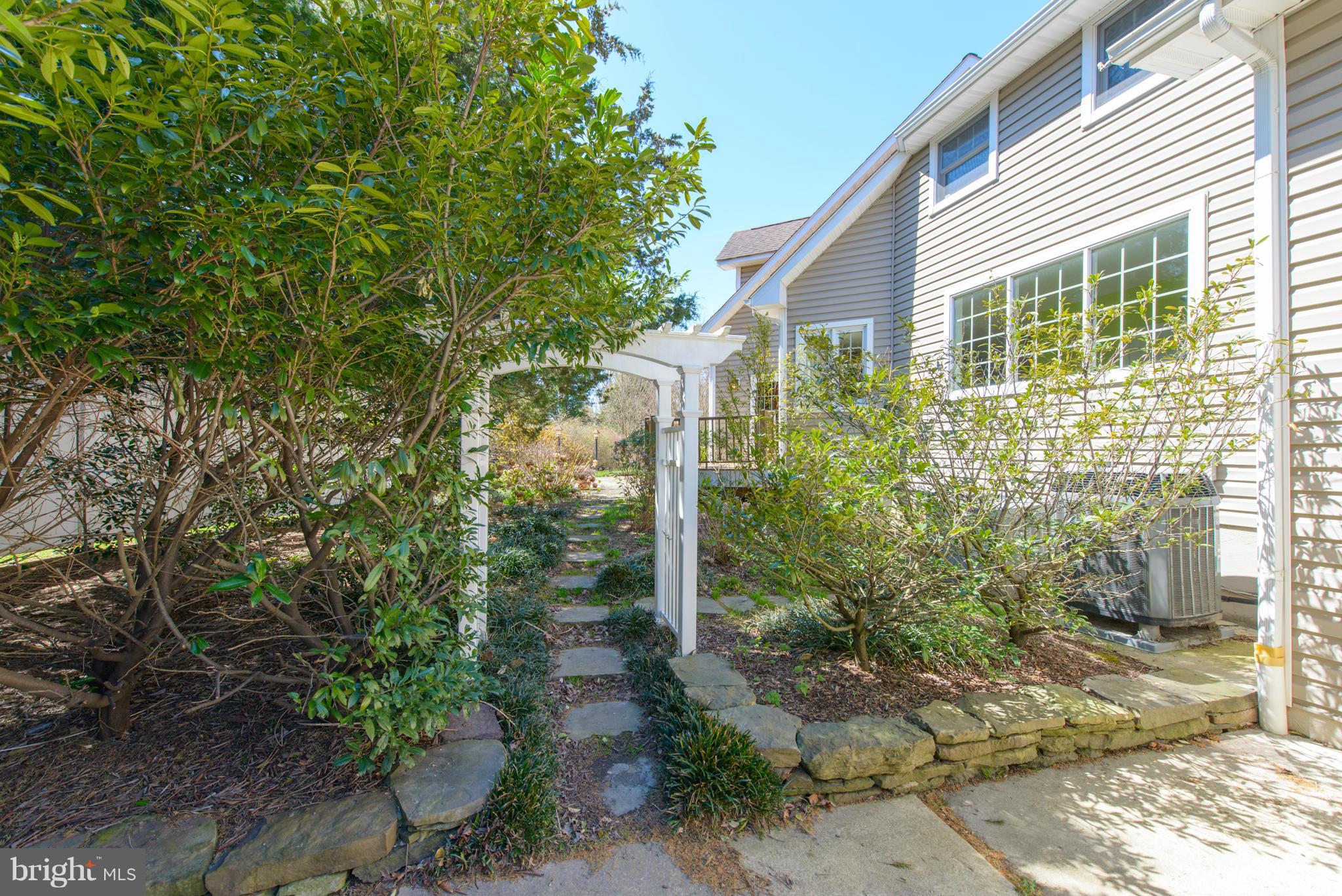 882 Pleasant Ridge Lane Davidsonville, MD 21035 - Photo 28 of 30 Exterior (Rear)
