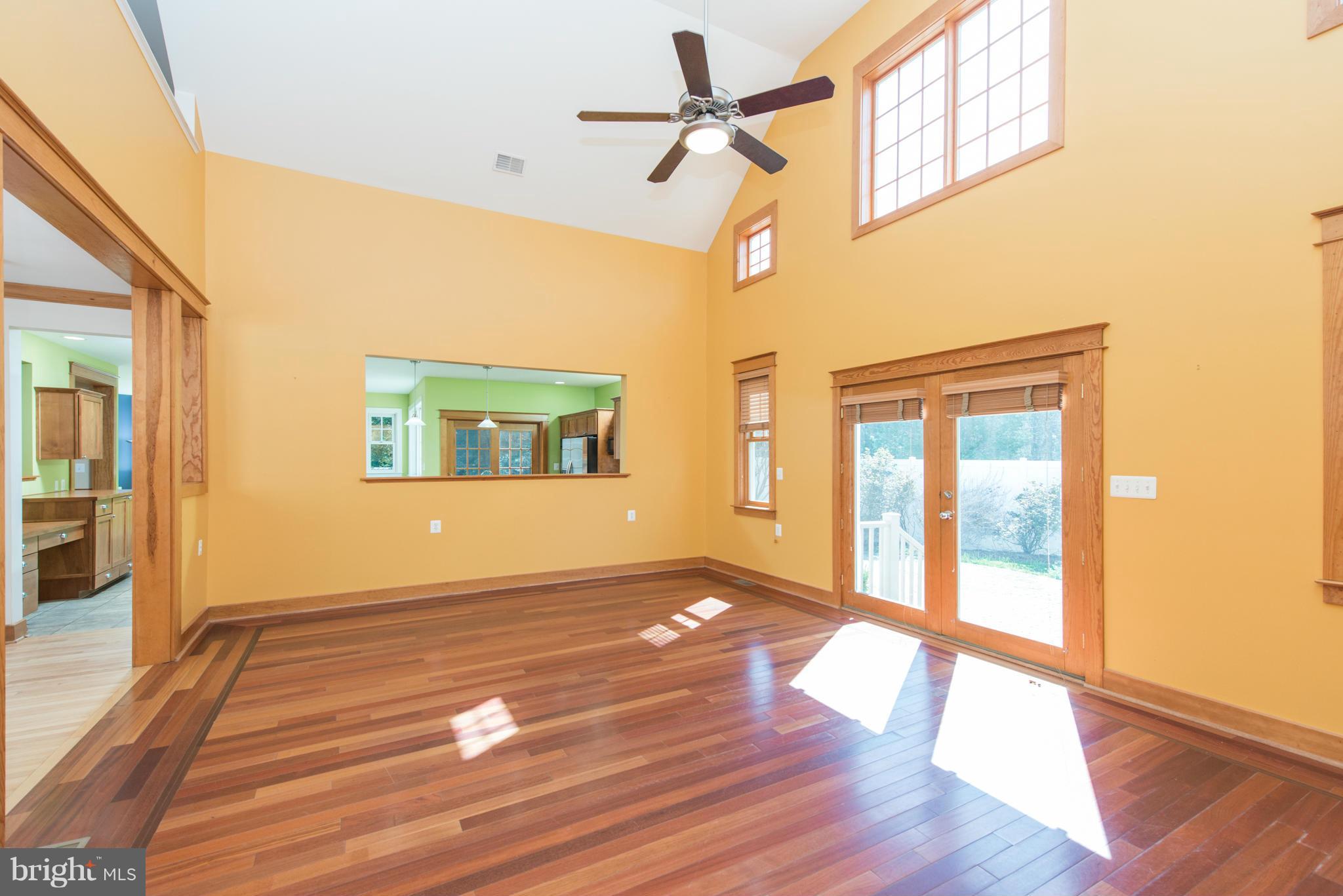 882 Pleasant Ridge Lane Davidsonville, MD 21035 - Photo 8 of 30 Living Room