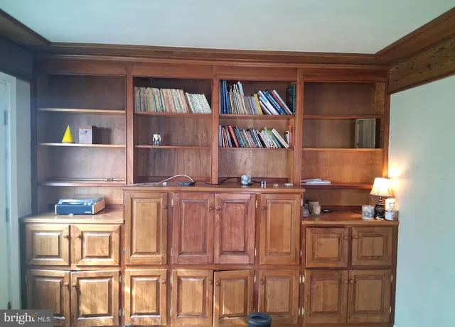 $279,900 | 1597 Fairfax Pike, White Post, VA 22663