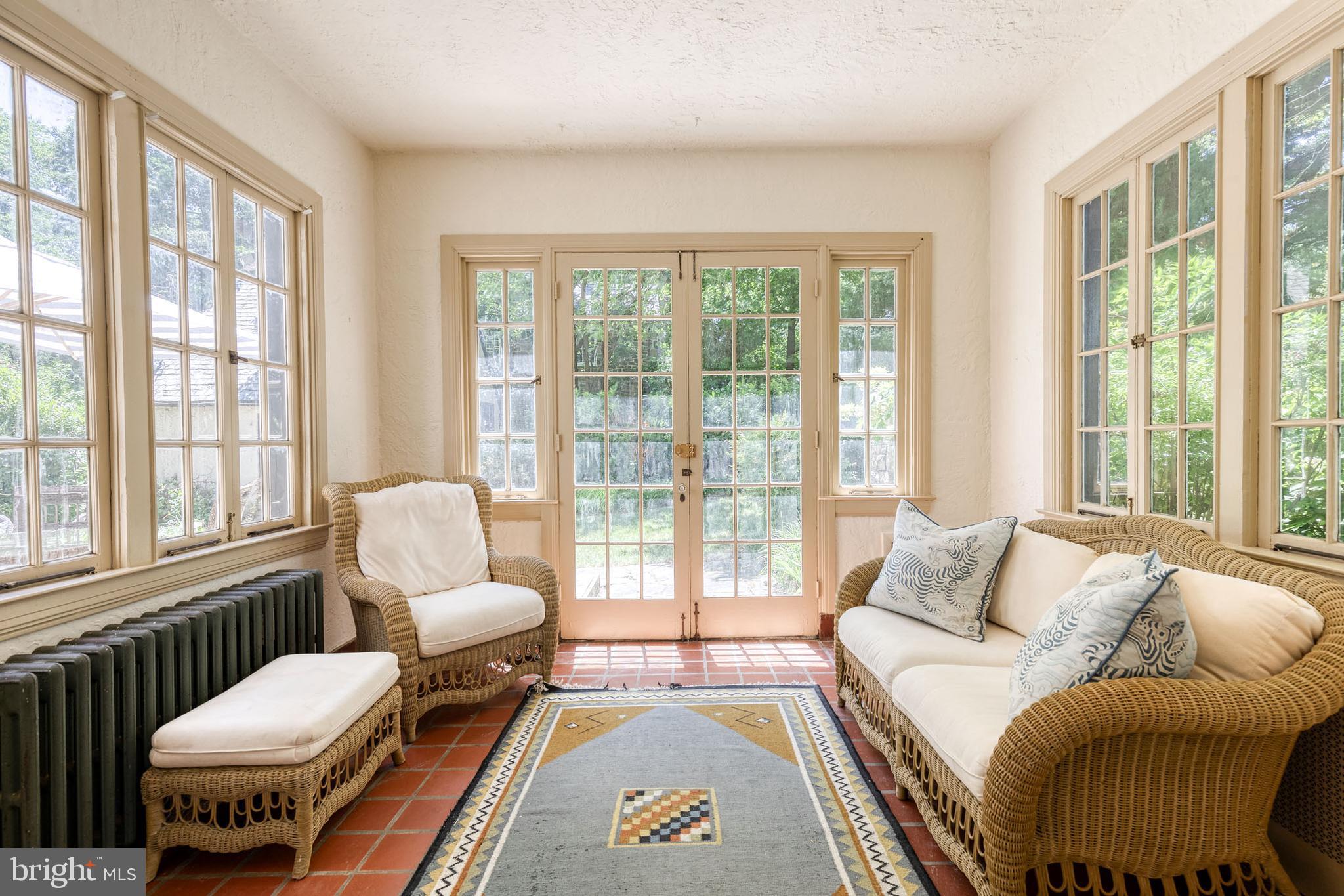 215 St Dunstans Road Baltimore, MD 21212 - Photo 25 of 49
