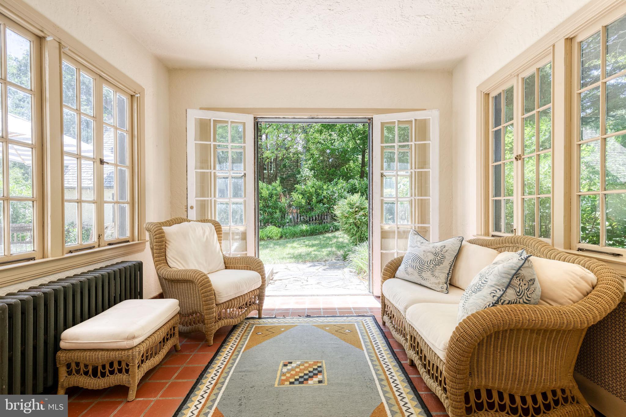 215 St Dunstans Road Baltimore, MD 21212 - Photo 26 of 49
