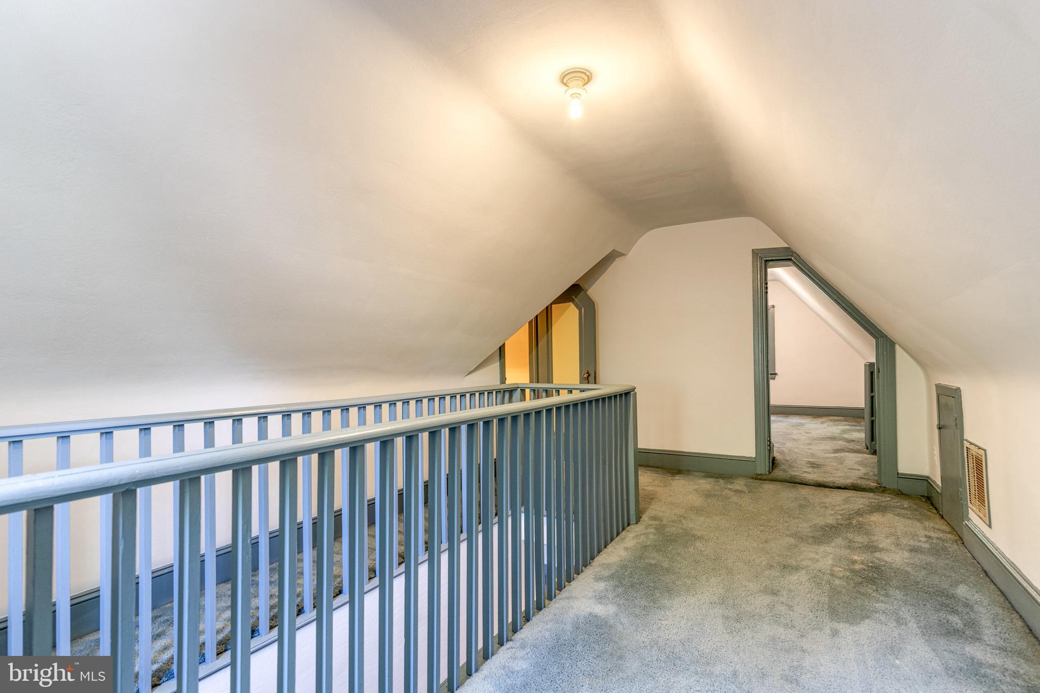215 St Dunstans Road Baltimore, MD 21212 - Photo 29 of 49