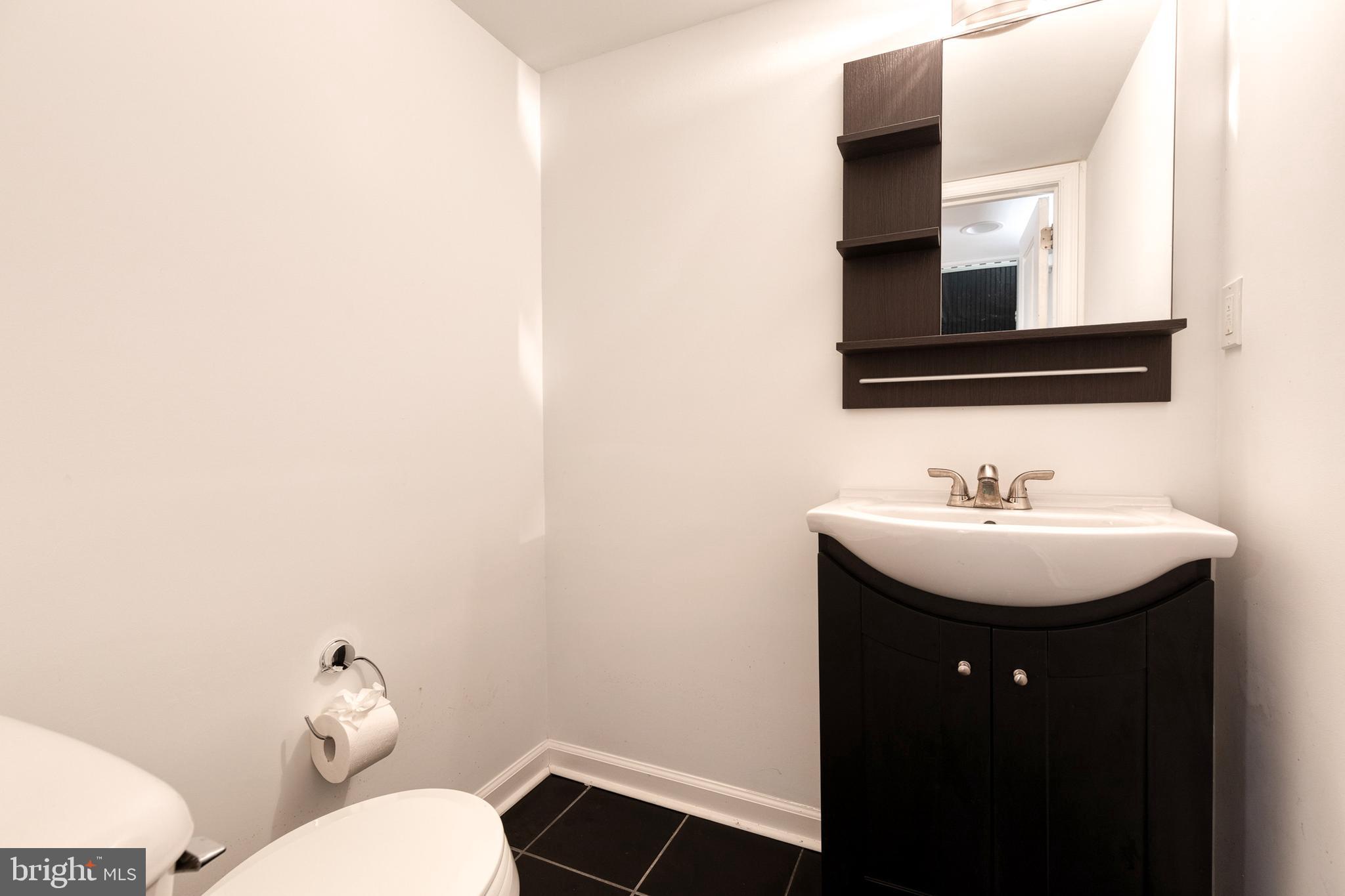 215 St Dunstans Road Baltimore, MD 21212 - Photo 34 of 49