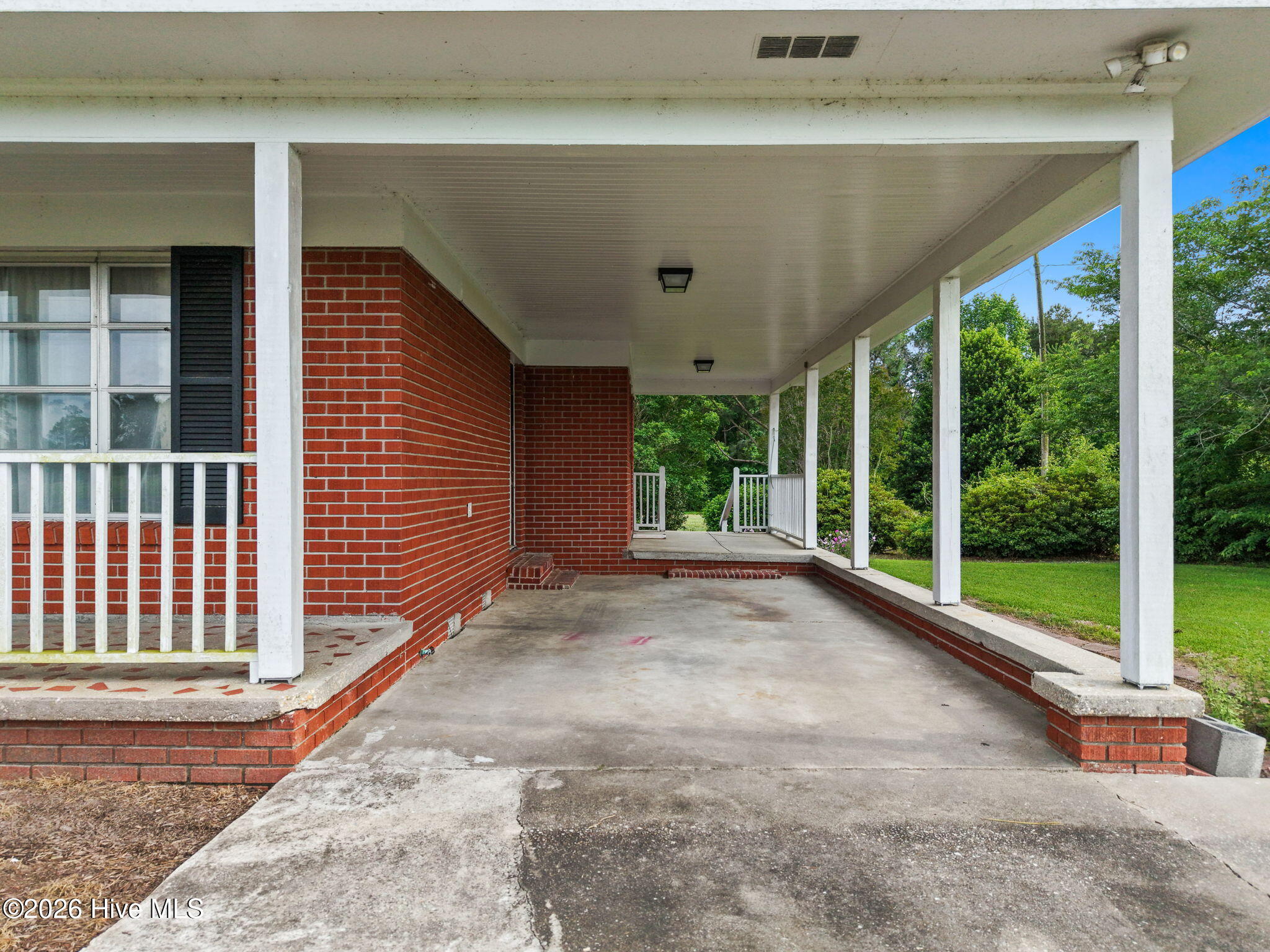 1375 Kenny Jordan Road Tabor City, NC 28463 - Photo 5 of 44 5-web-or-mls-CAMMediaLLC.com (6 of 41)