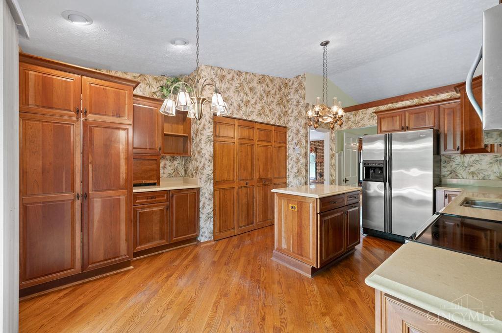 8070 Sheed Road Cincinnati, OH 45247 - Photo 11 of 56