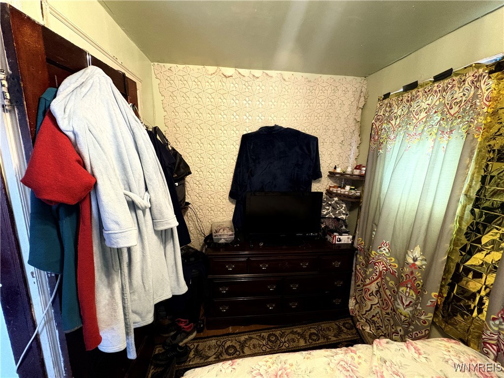 360 Watson Street Buffalo, NY 14212 - Photo 22 of 46